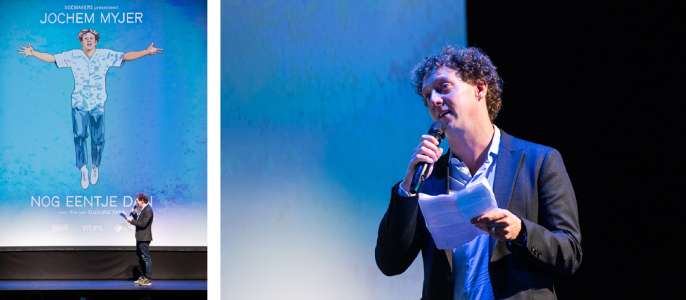 Jochem Myjer op het podium in Carré na afloop van de vertoning