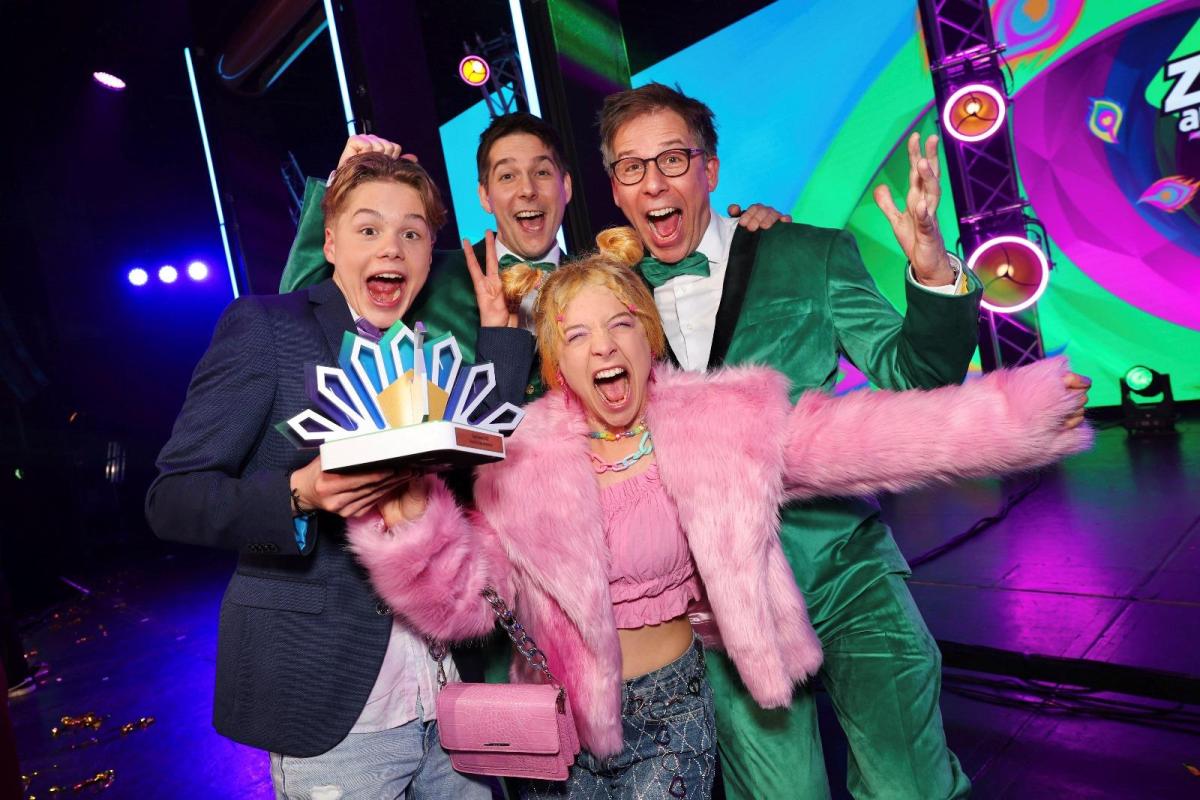 NTR - Nieuws - Vlogmania wint Zapp award