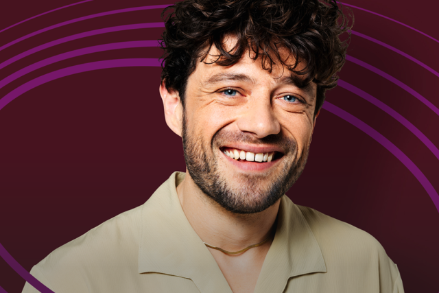 Camiel Jansen co-presentator Podium