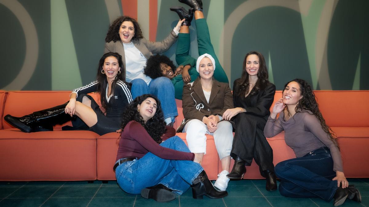 Spill the Tea programmapagina