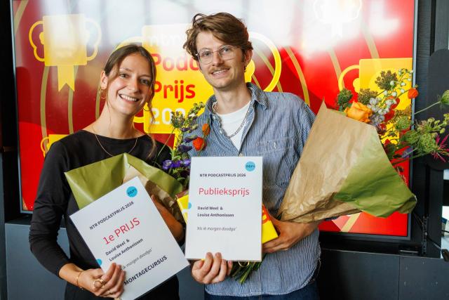 Louise Anthonissen en David Weel winnaars NTR Podcastprijs